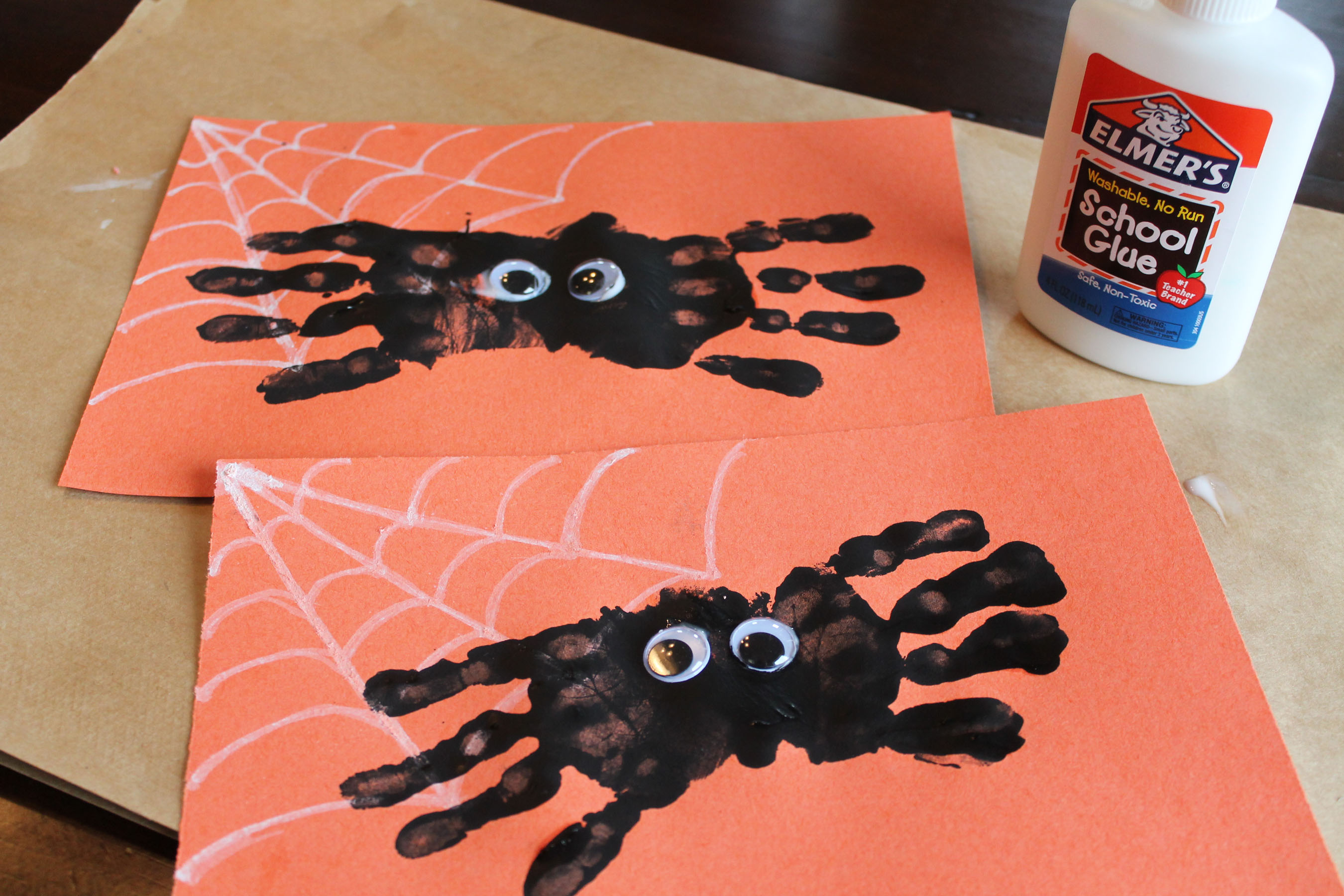 Spider hand print craft via Google Images, no tutorial